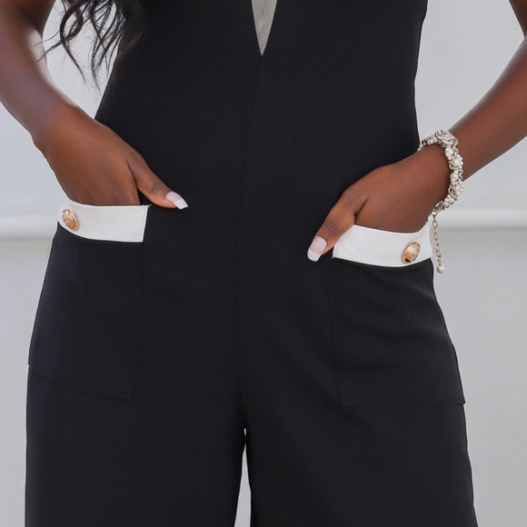 30 - HALTER TOP WIDE LEG JUMPSUIT - Picture 6 of 11